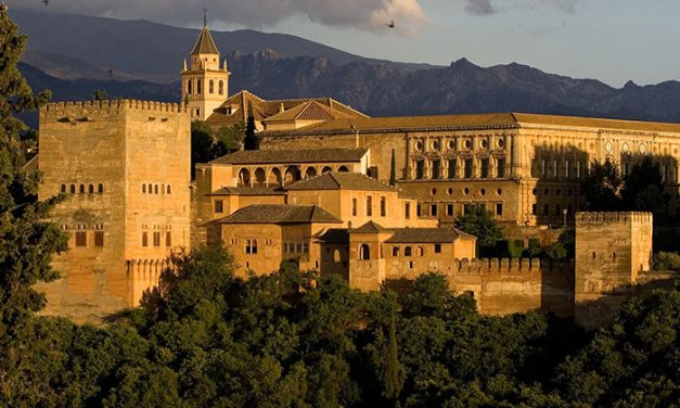 La Alhambra de Granada, joya de la cultura española